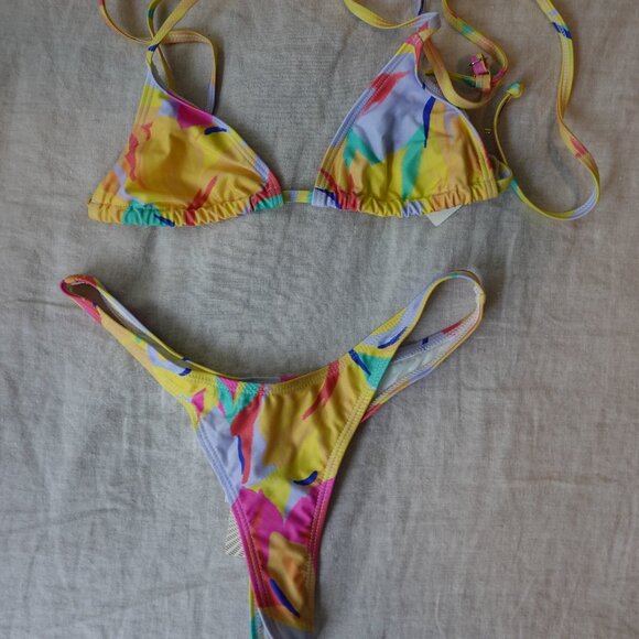 SNRKLBR Swim Bikini, Small top/Medium Bottom - Picture 1 of 3